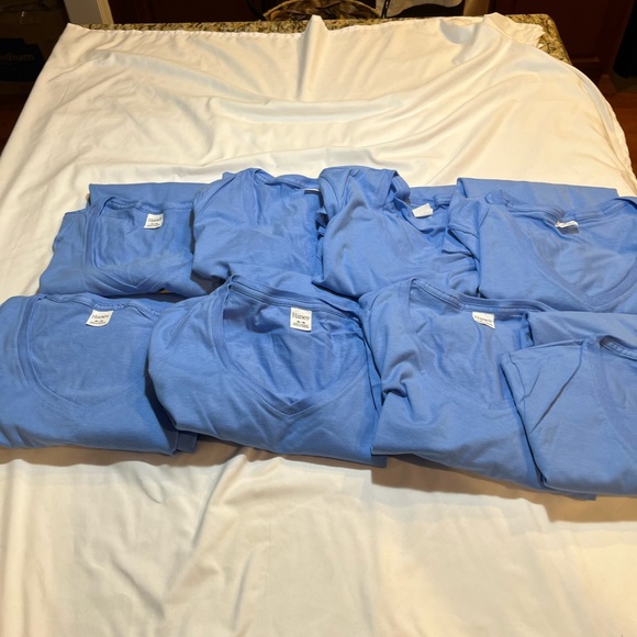 Womens Hanes light blue t shirts size medium a bundle of (8) - Picture 12 of 13
